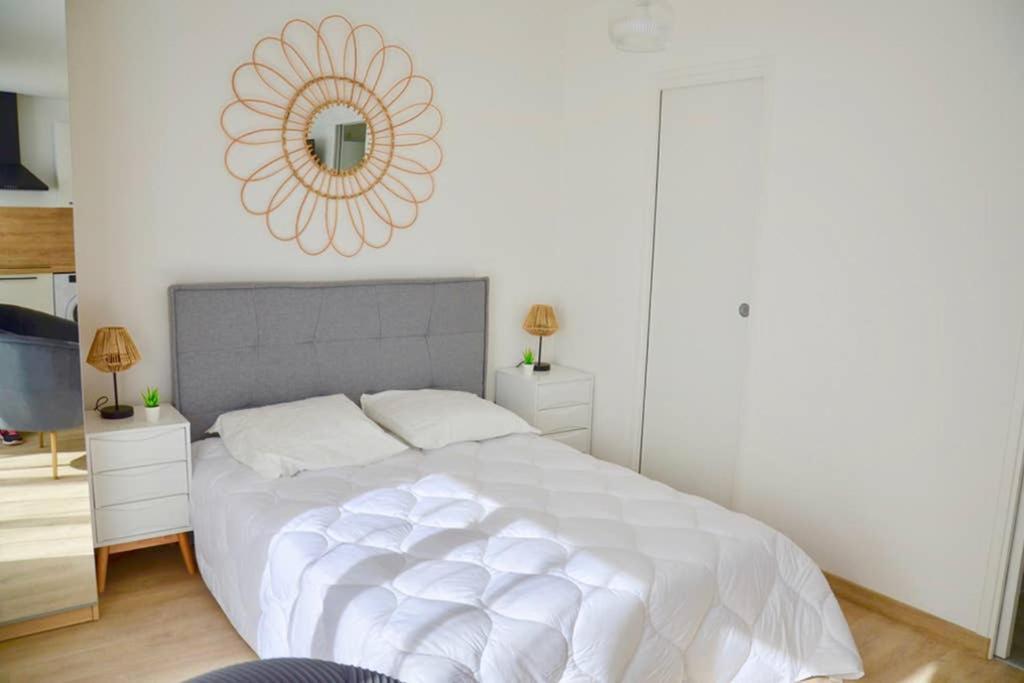 Ferienwohnung Dolmen Adrien 5 Tours Exterior foto