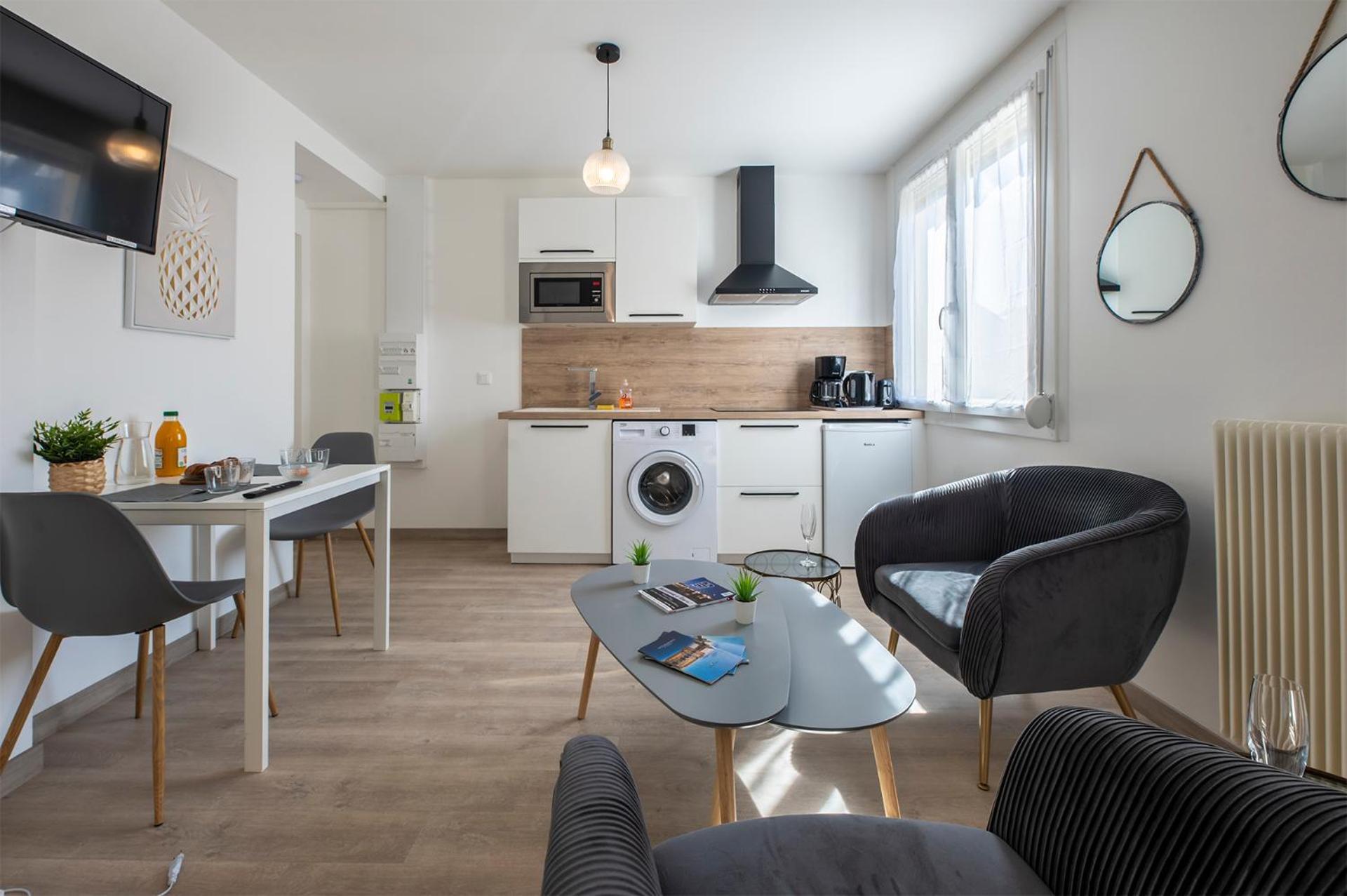 Ferienwohnung Dolmen Adrien 5 Tours Exterior foto